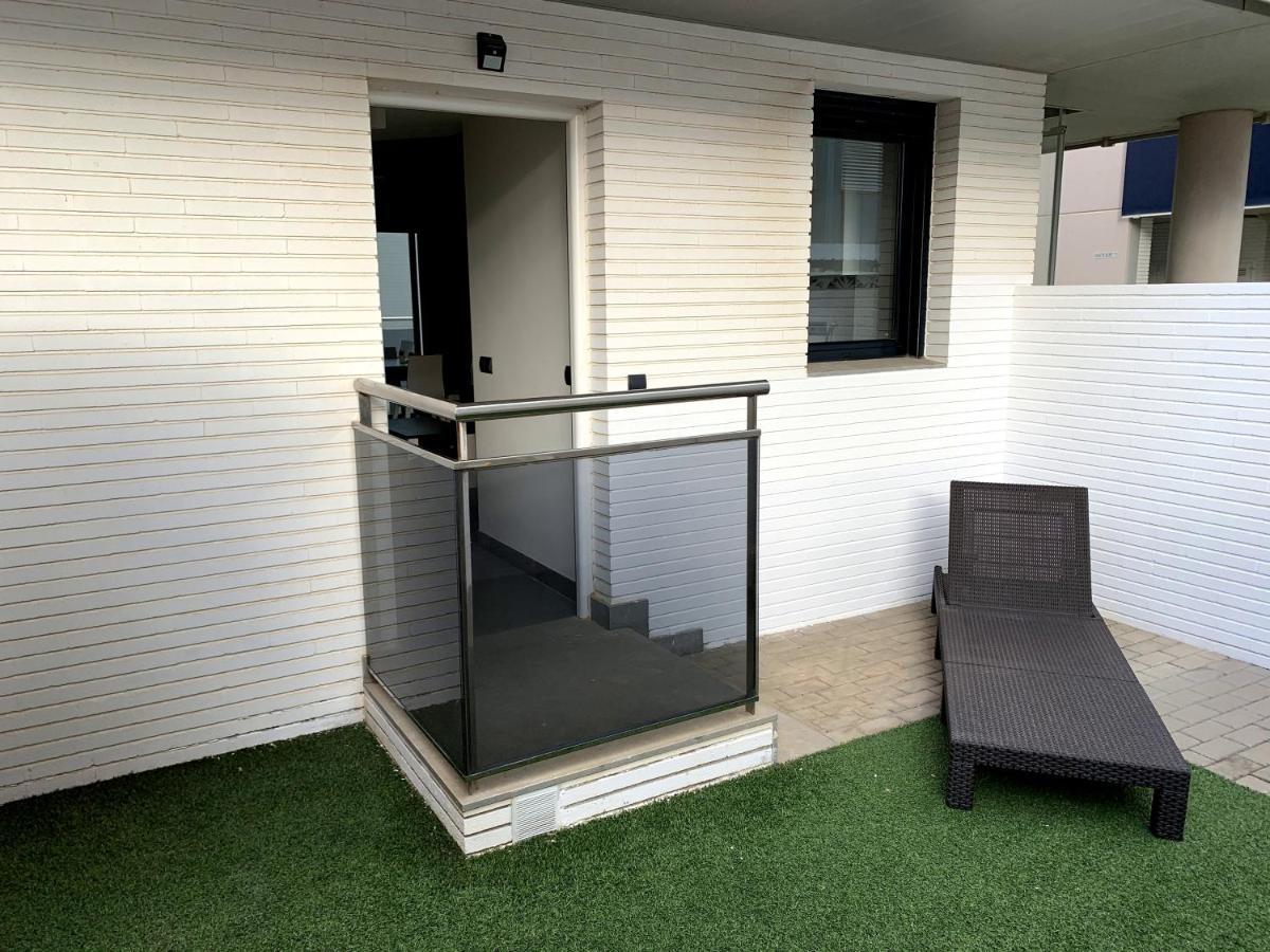 Apartamento Con Jardin En Primera Linea De Playa Con Parking Y Piscina Peñíscola 外观 照片